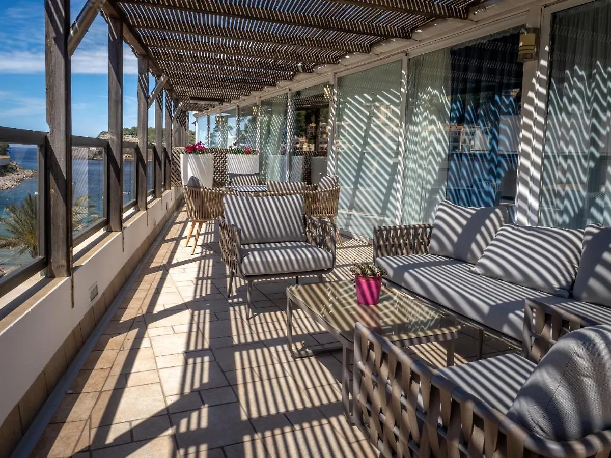 Los Geranios Port De Soller Hotel